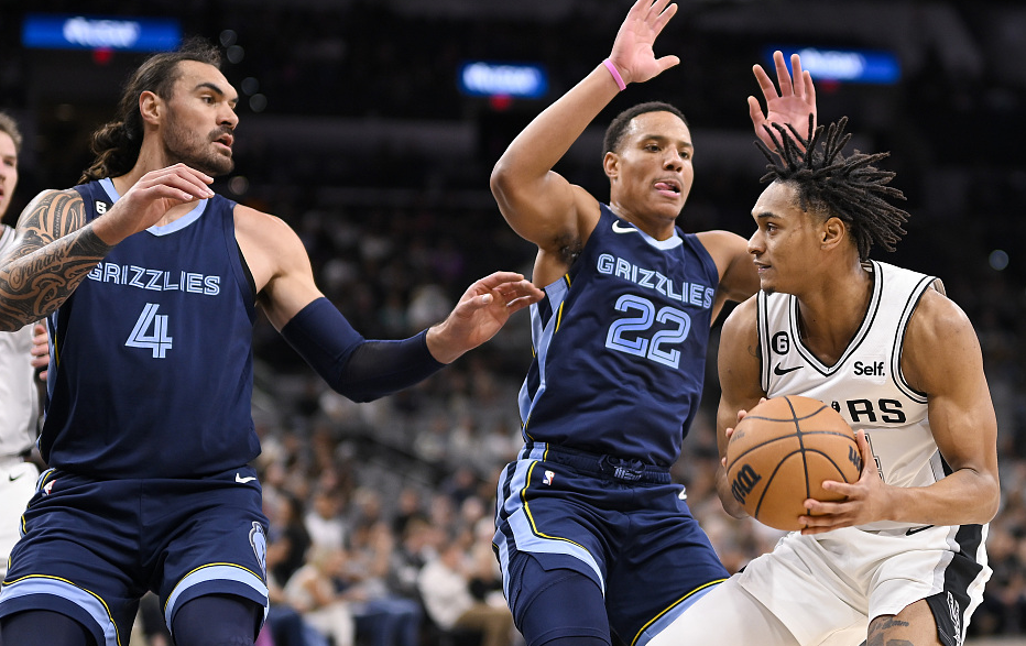 开云官网-马刺完胜灰熊，张镇麟带队取胜