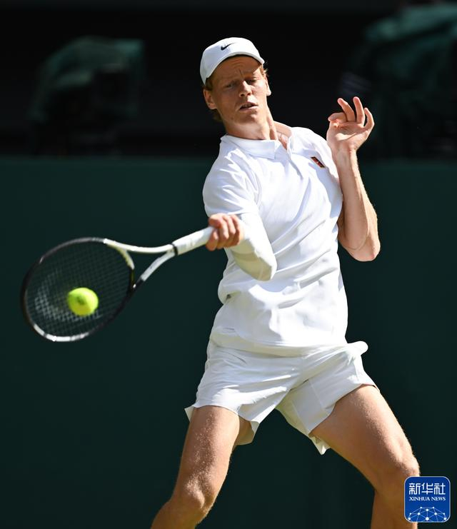 开云体育APP下载-美网轻取年终总决赛，辛纳高光表现